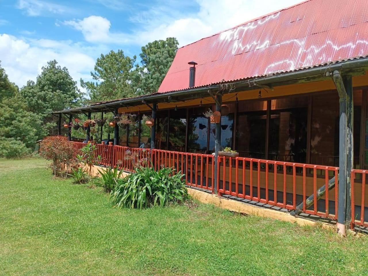 Chalets Amarelo Суэска Экстерьер фото